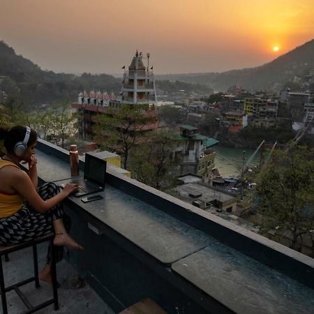 Bunkstay Coworking Hostel & Glamping Rishikesh Exterior photo