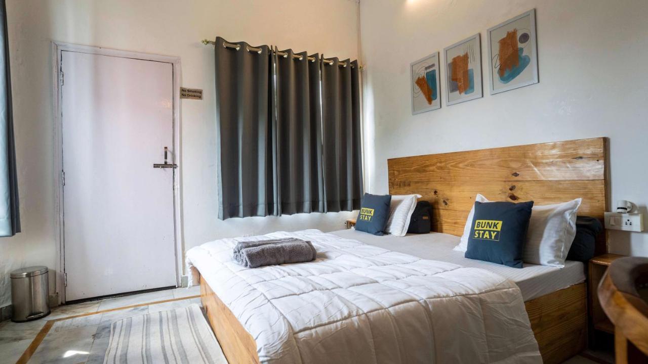 Bunkstay Coworking Hostel & Glamping Rishikesh Exterior photo