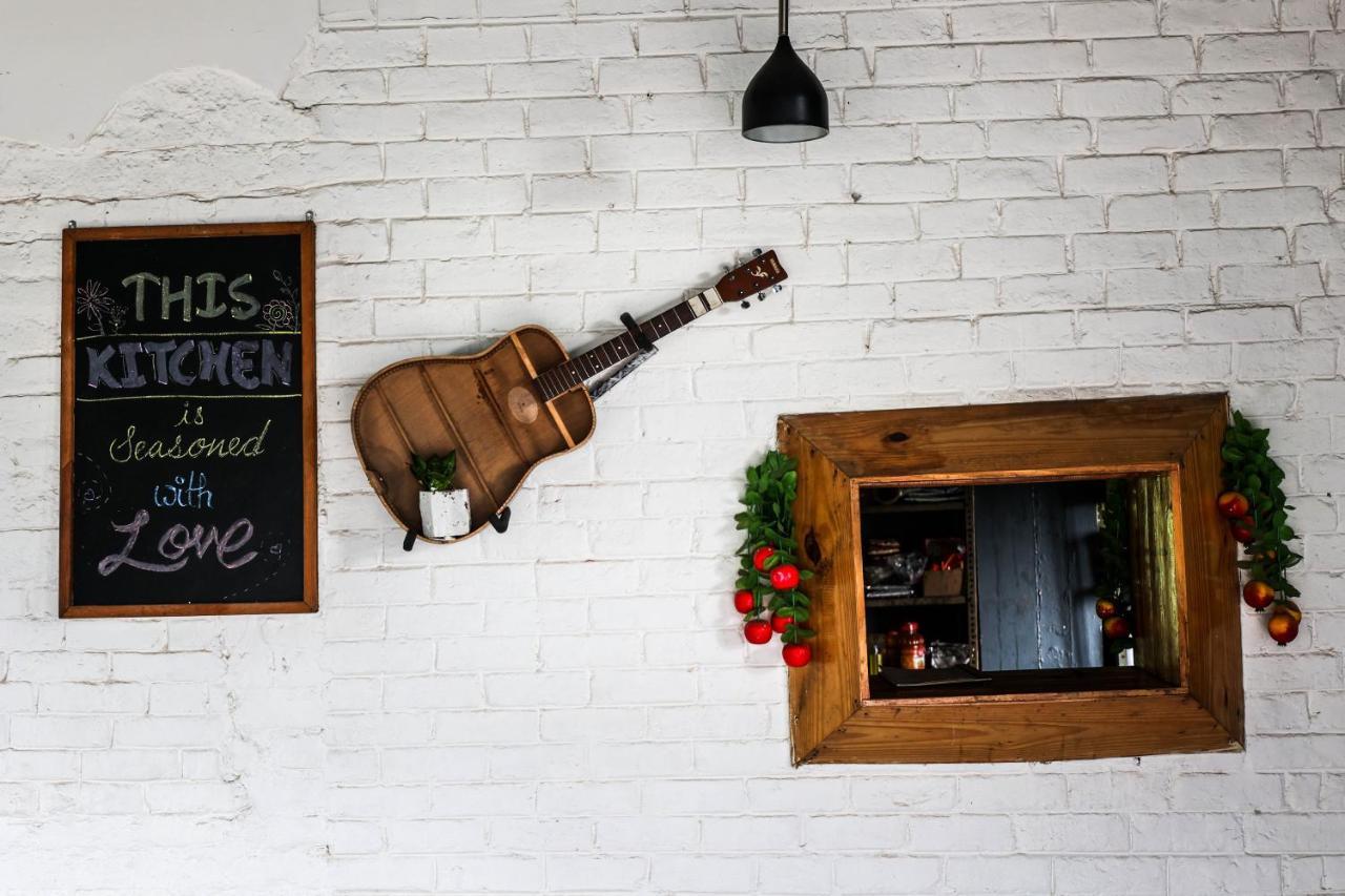 Bunkstay Coworking Hostel & Glamping Rishikesh Exterior photo