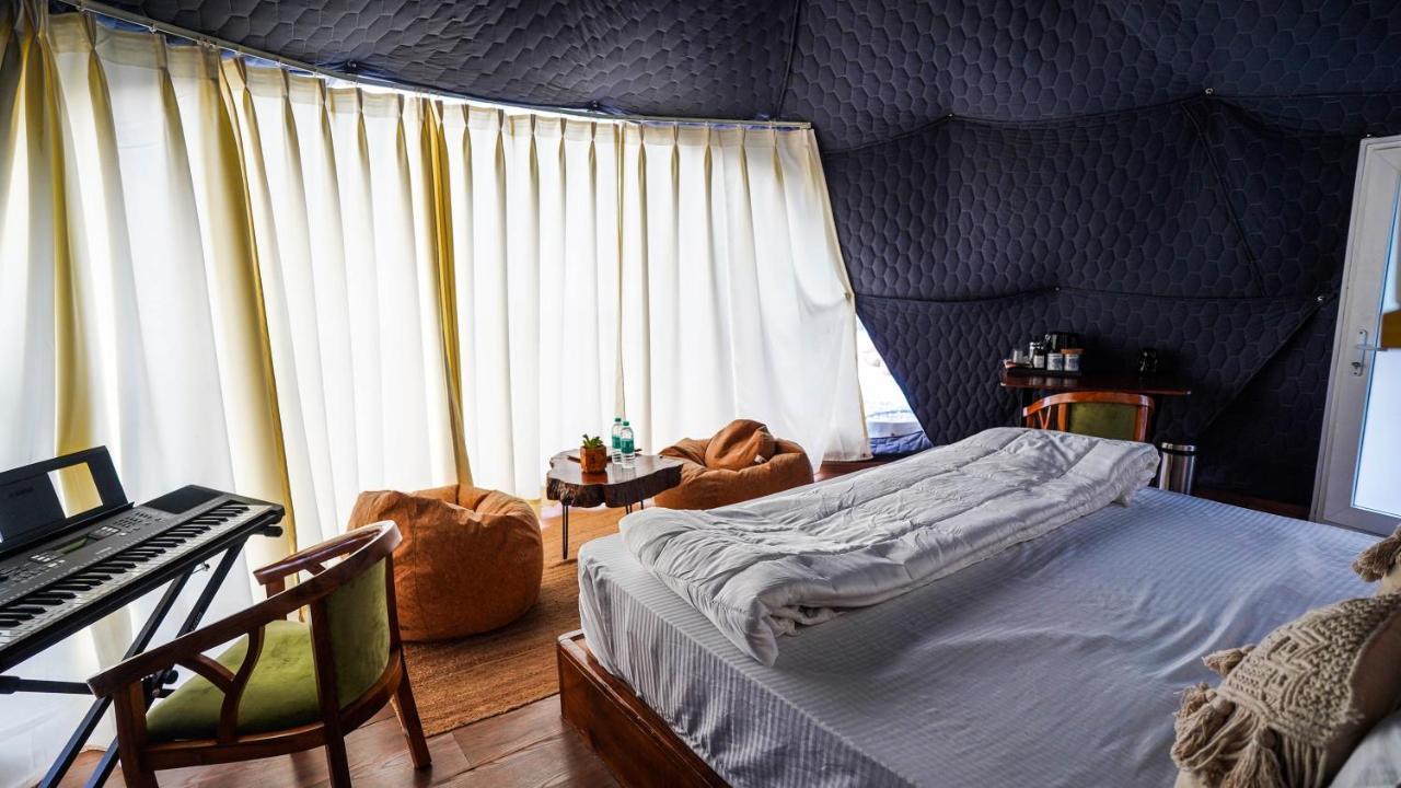 Bunkstay Coworking Hostel & Glamping Rishikesh Exterior photo