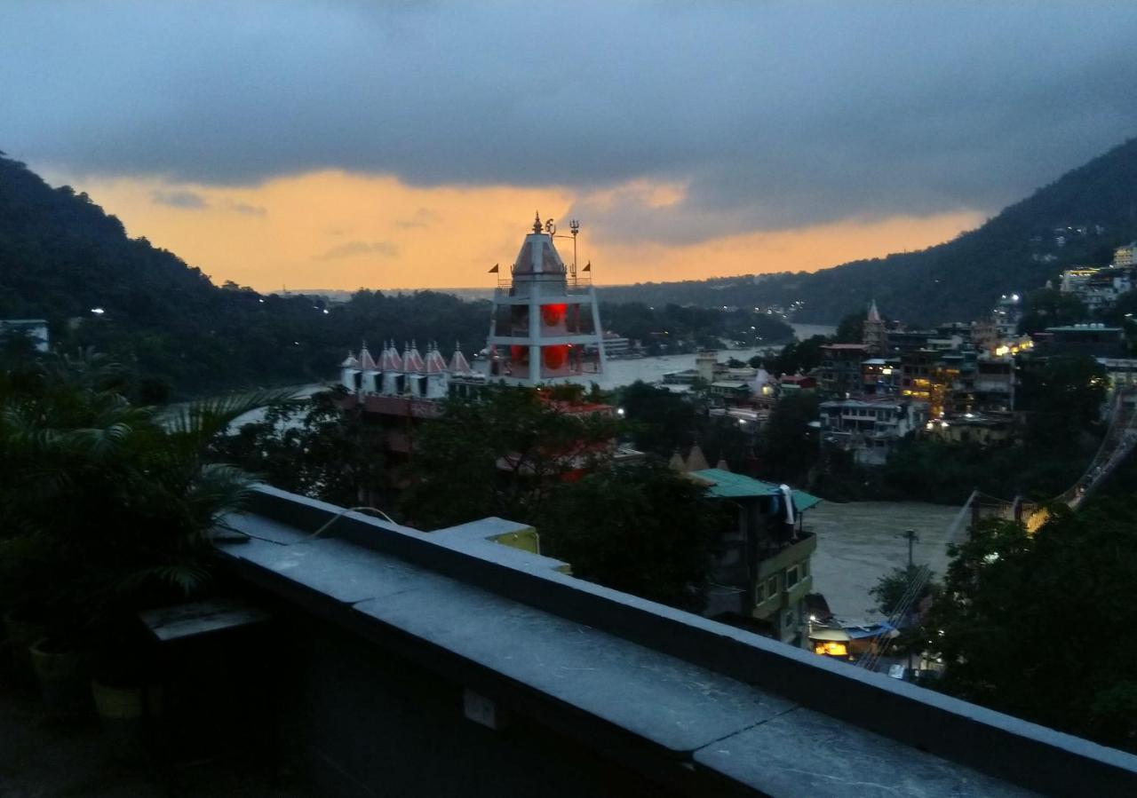 Bunkstay Coworking Hostel & Glamping Rishikesh Exterior photo