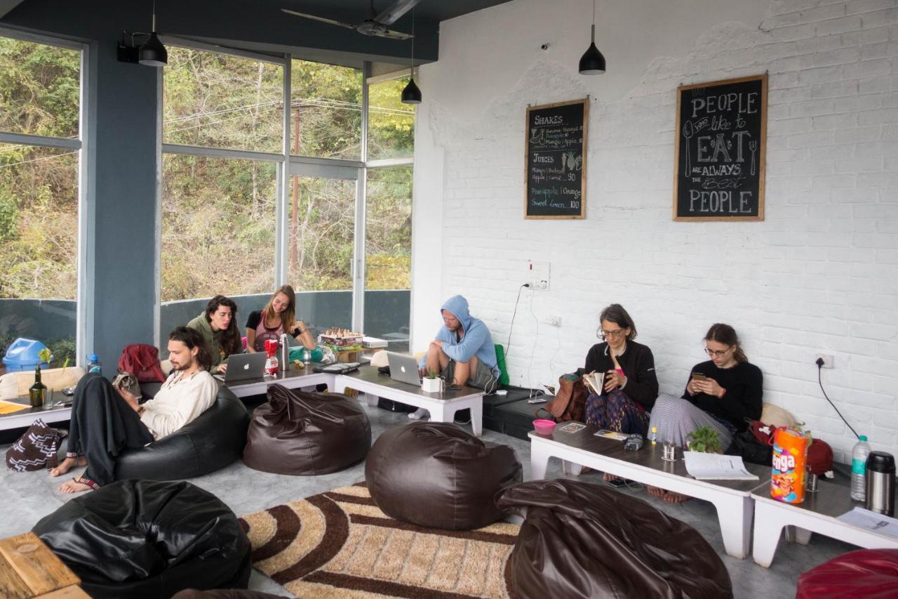 Bunkstay Coworking Hostel & Glamping Rishikesh Exterior photo