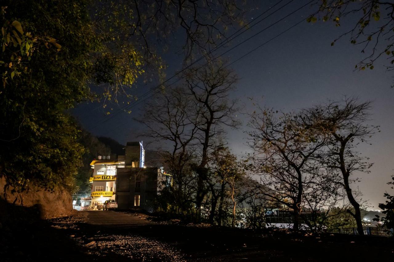 Bunkstay Coworking Hostel & Glamping Rishikesh Exterior photo