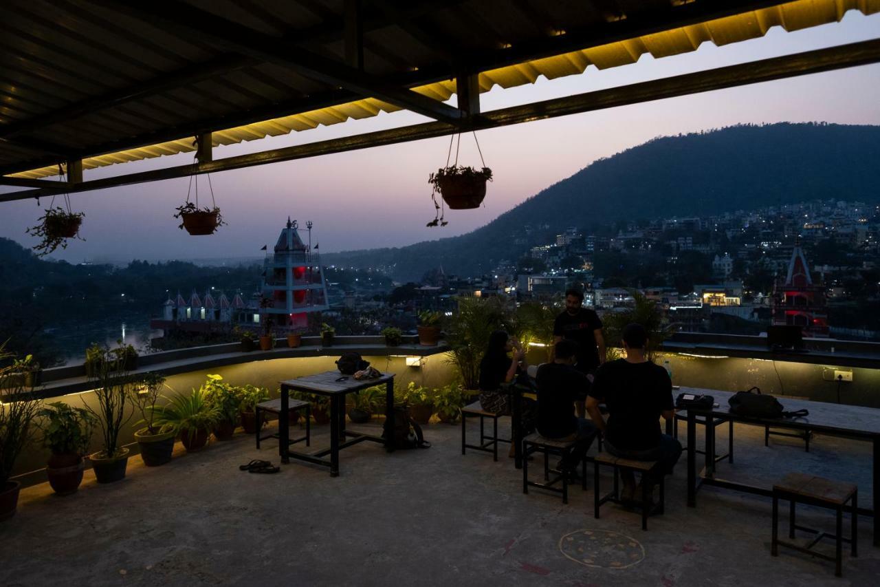 Bunkstay Coworking Hostel & Glamping Rishikesh Exterior photo